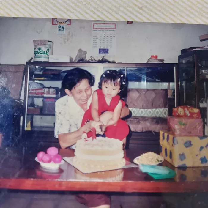 Sherly Aprilia When The Red Blanket Was Folded 01 Copy